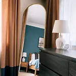 Stylish Flat W Balcony - 5 Mins From Taksim Square