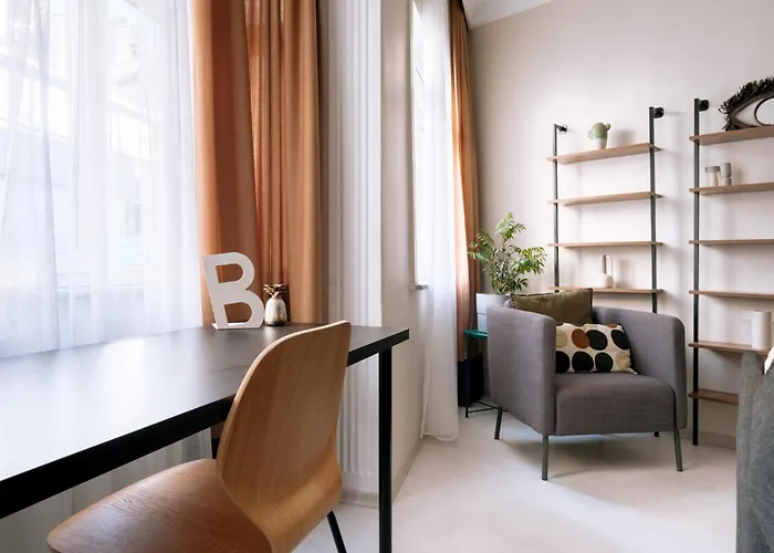 Stylish Flat W Balcony - 5 Mins From Taksim Square Apartmán